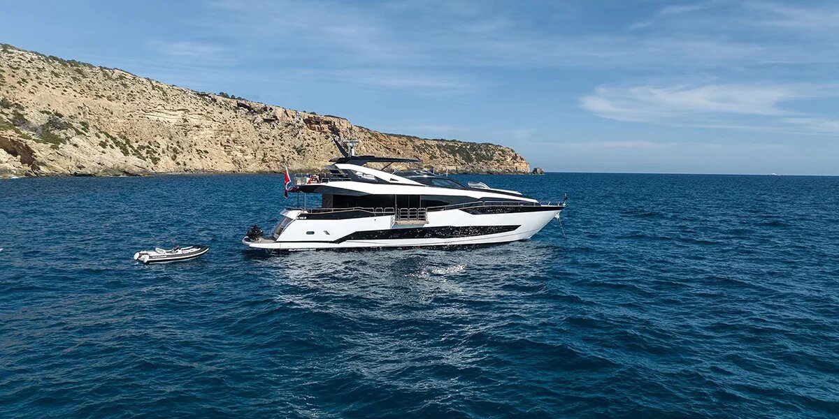 Aerial bow view of M/Y Lio Black Knight Sunseeker 95 cruising the Mediterranean — yacht charter Mallorca