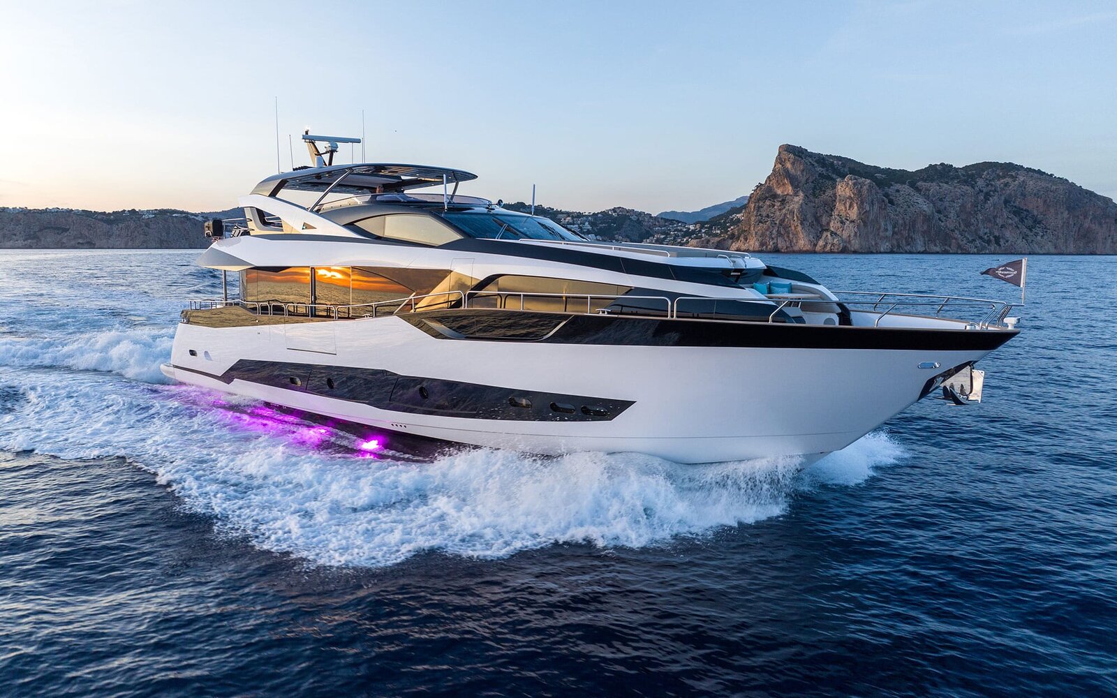 M/Y Lio Black Knight Sunseeker 95 - Profile at Dusk - luxury yacht charter Palma de Mallorca