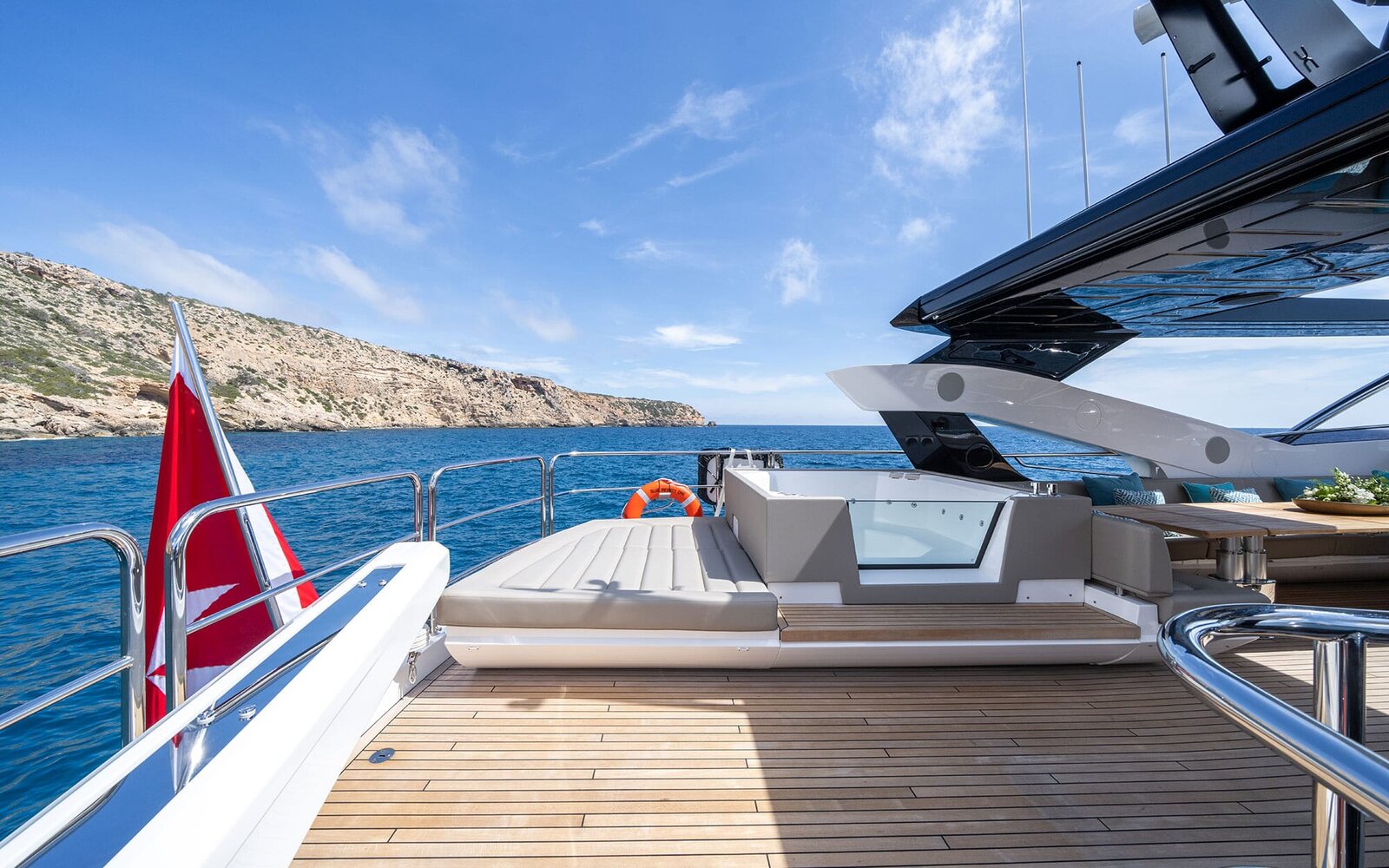 M/Y Lio Black Knight Sunseeker 95 - Aft Deck - luxury yacht charter Palma de Mallorca