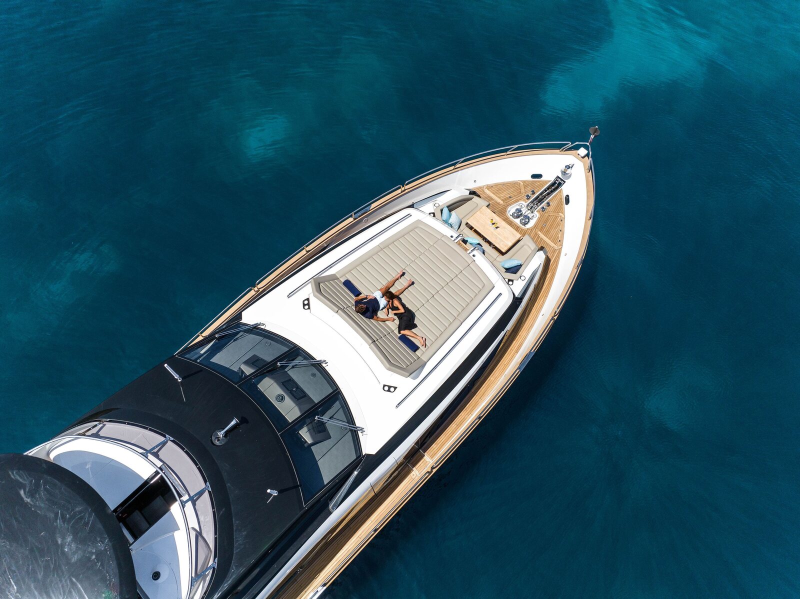 M/Y Lio Black Knight Sunseeker 95 stern at twilight — luxury charter yacht Mallorca